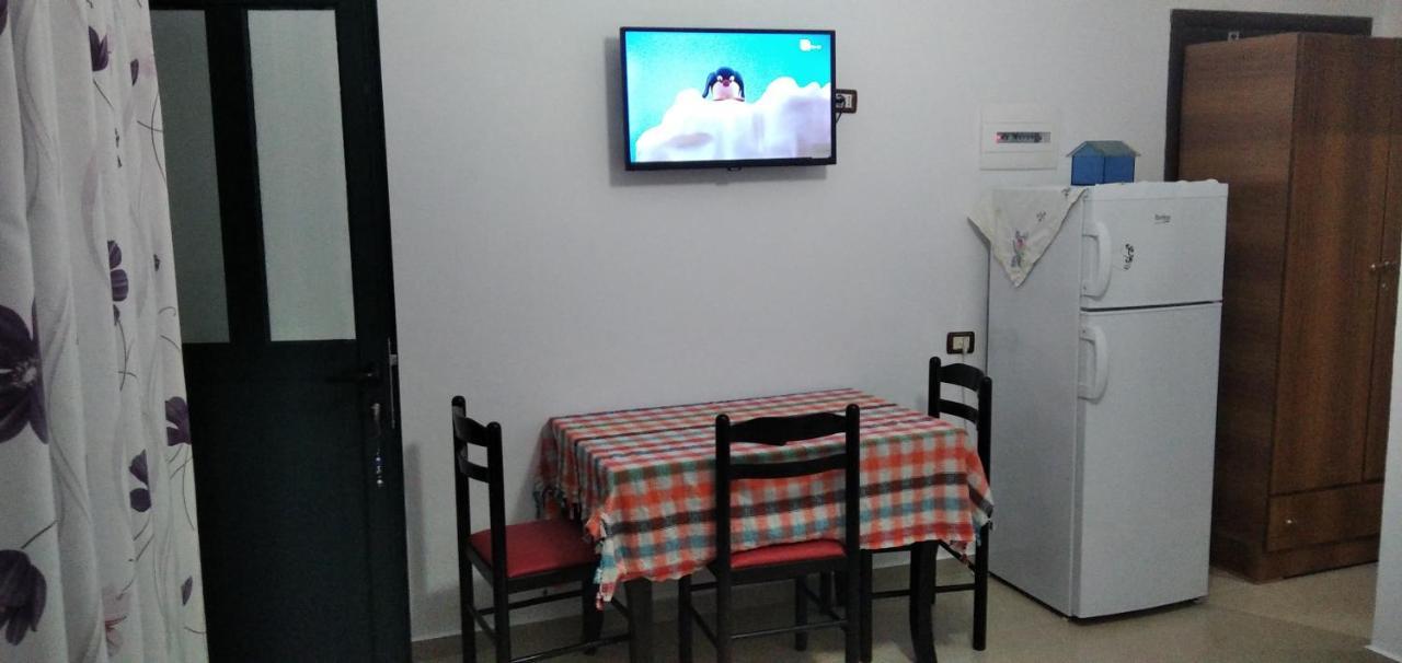 Apartment Erjon كساميل الغرفة الصورة